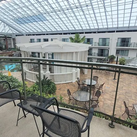 Best Western Plus Lamplighter Inn & Conference Centre London Exterior photo