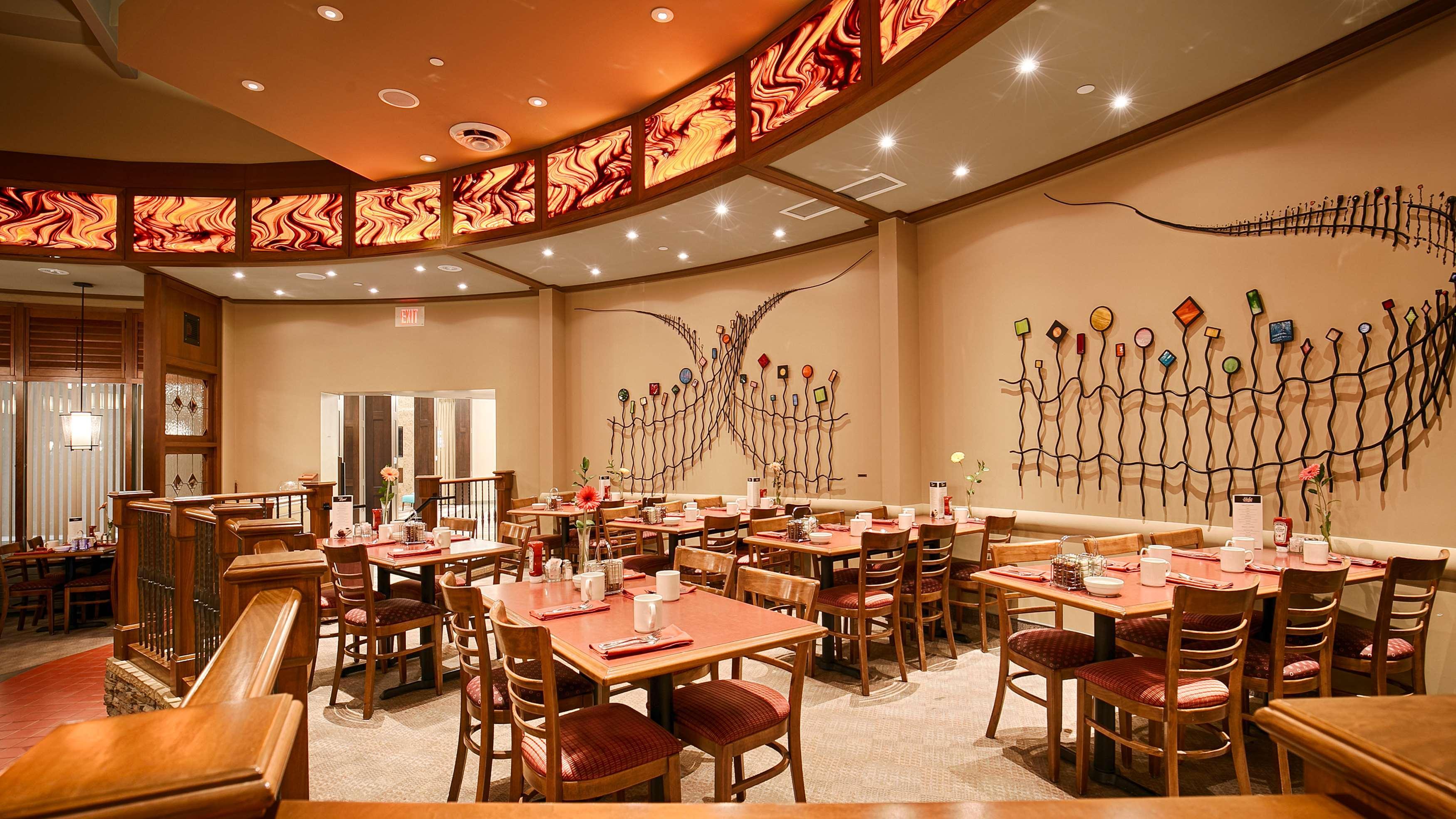 Hotel Western Lamplighter & Conference Centre 3*