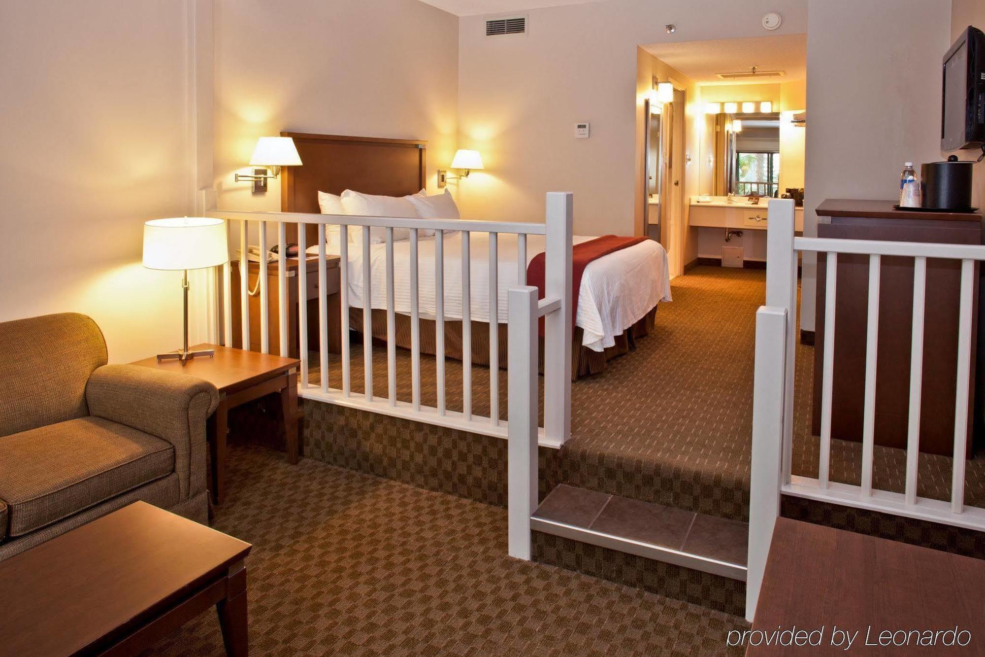 Western Lamplighter & Conference Centre 3* London