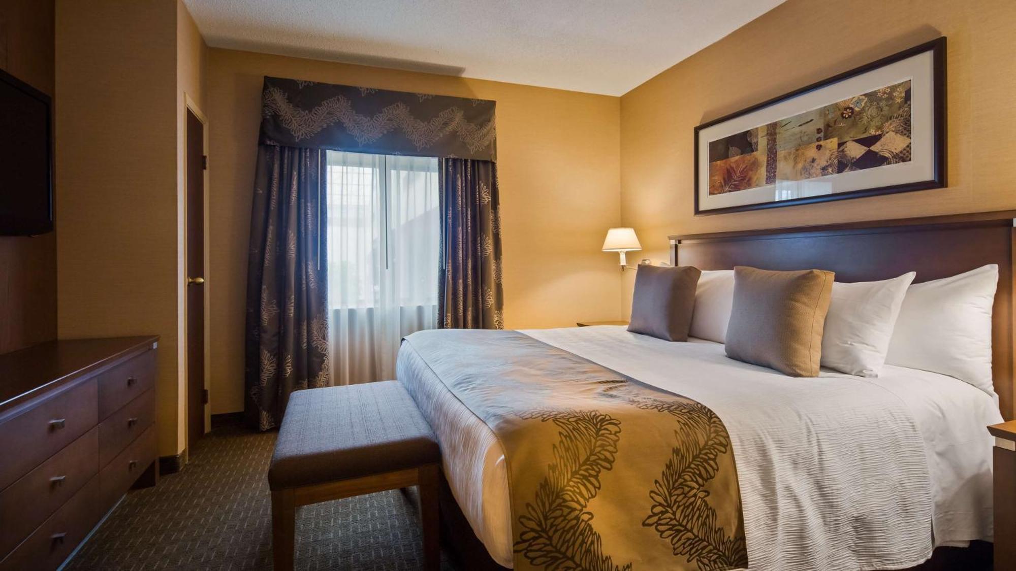 Hotel Western Lamplighter & Conference Centre